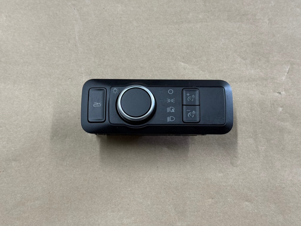 2024-2026 Ford Mustang Headlight Switch