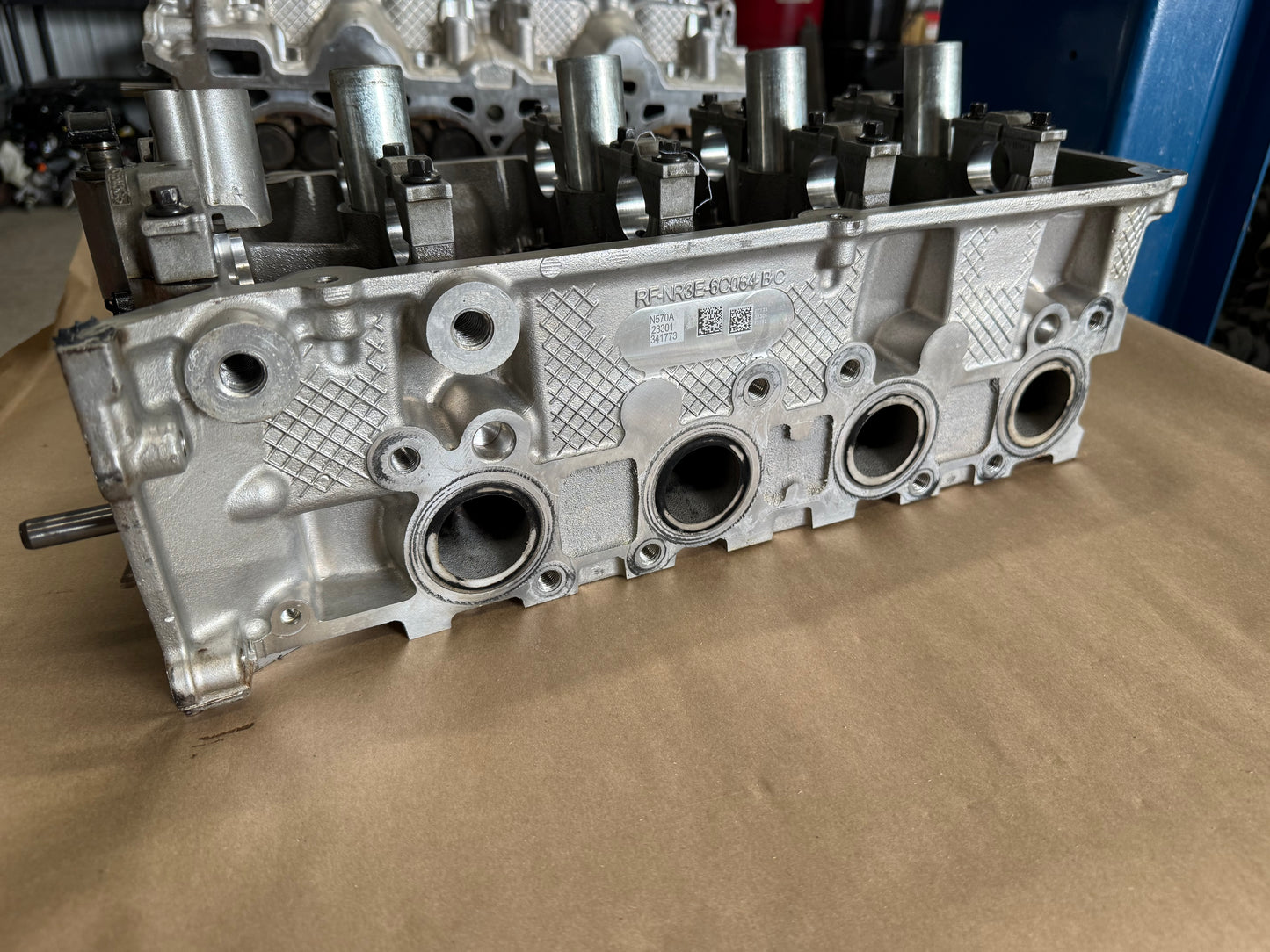 2024-2026 Ford Mustang DOHC Cylinder Heads RH LH Pair Valves 5.0L Coyote Gen 4