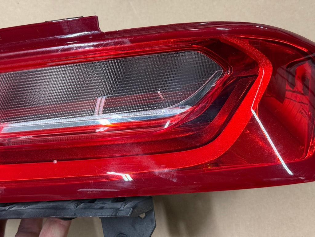 2016-2018 Chevrolet Camaro SS RH Passenger Side Factory LED Tail Light