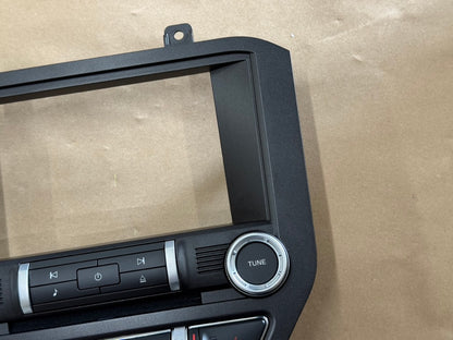 2021 Ford Mustang GT Touch Screen, Face Plate, Radio, Module USB Port