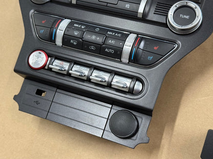 2022 Ford Mustang GT Touch Screen, Face Plate, Radio, Module USB Port