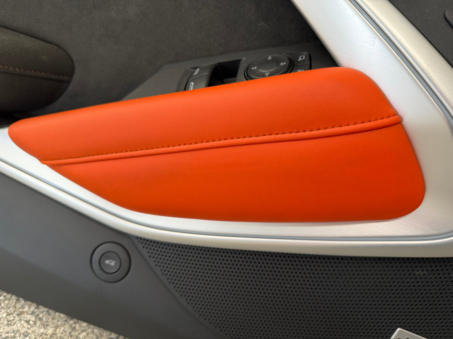 2016-2024 Chevrolet Camaro SS Coupe RH LH Pair Door Panels Black/Orange Leather