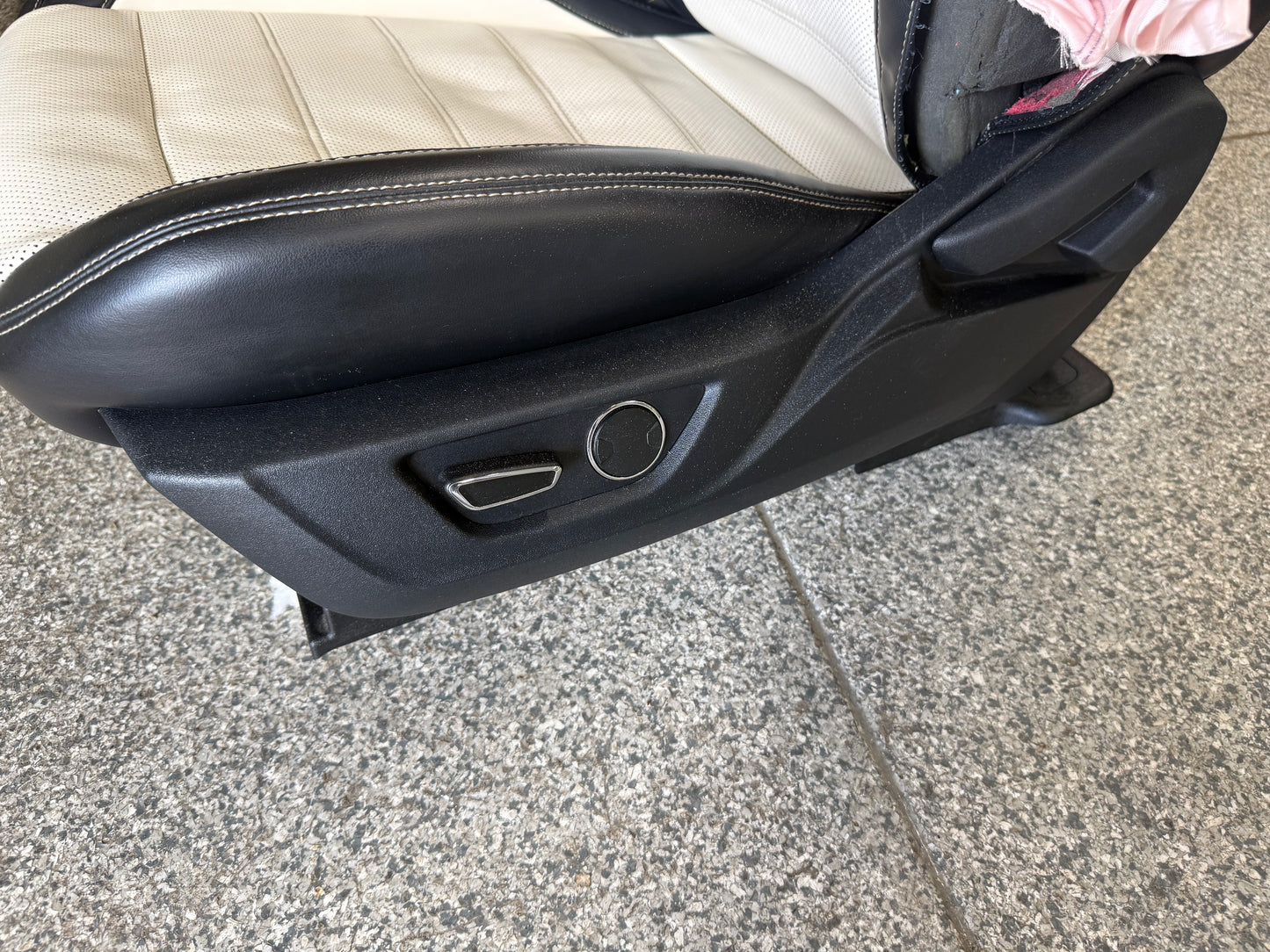2015-2017 Mustang 50th Anniversary Leather Front Rear Seats Heated/Cooled