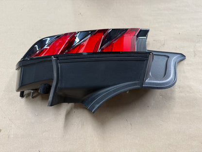 2018-2023 Ford Mustang GT V6 EcoBoost Tail Light RH Passenger Side LED