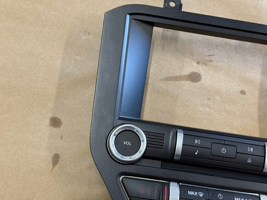 2023 Ford Mustang GT Touch Screen, Face Plate, Radio, Module USB Port