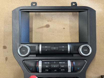 2023 Ford Mustang GT Touch Screen, Face Plate, Radio, Module USB Port