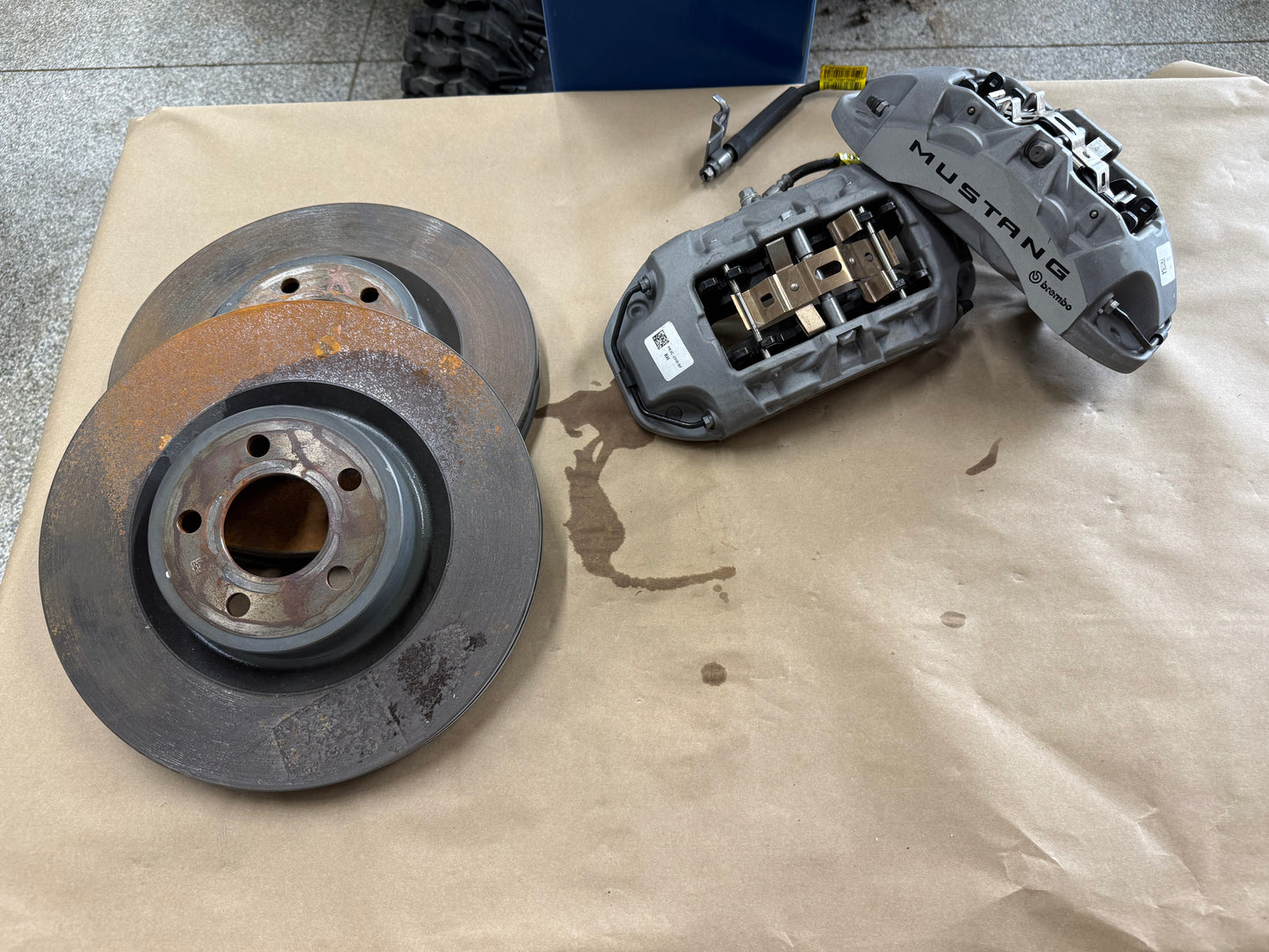 2024-2026 Ford Mustang GT Front 4 Piston BREMBO Brake Calipers Rotors 5k mi