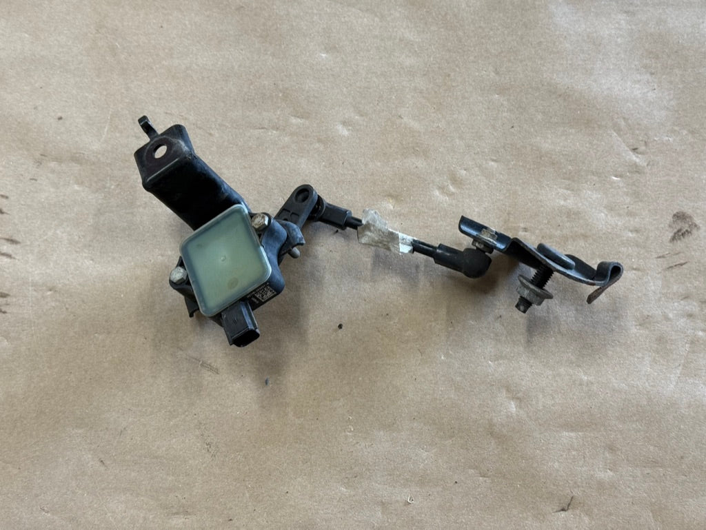 2018-2023 Mustang GT GT500 Front LH Driver MagneRide Magnetic Ride Sensor