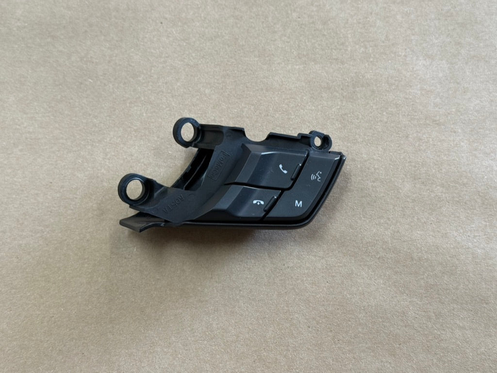 2015-2023 Ford Mustang GT RH Steering Wheel Button Sync Control