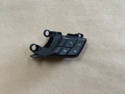 2015-2023 Ford Mustang GT RH Steering Wheel Button Sync Control