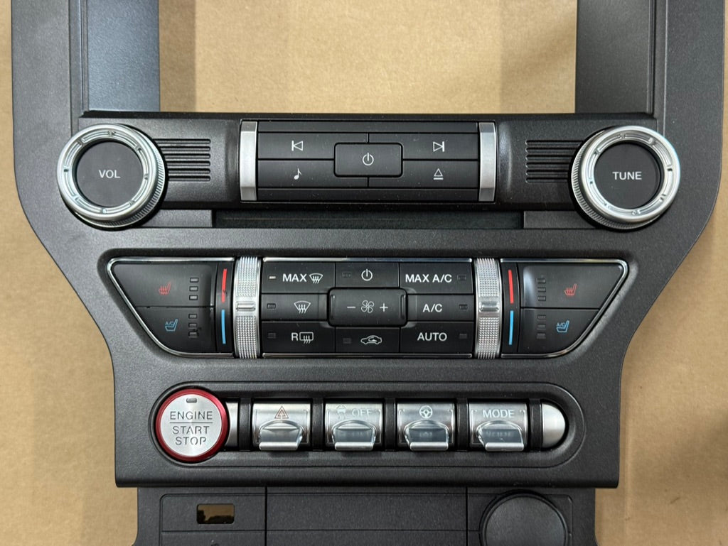 2021 Ford Mustang GT Touch Screen, Face Plate, Radio, Module USB Port