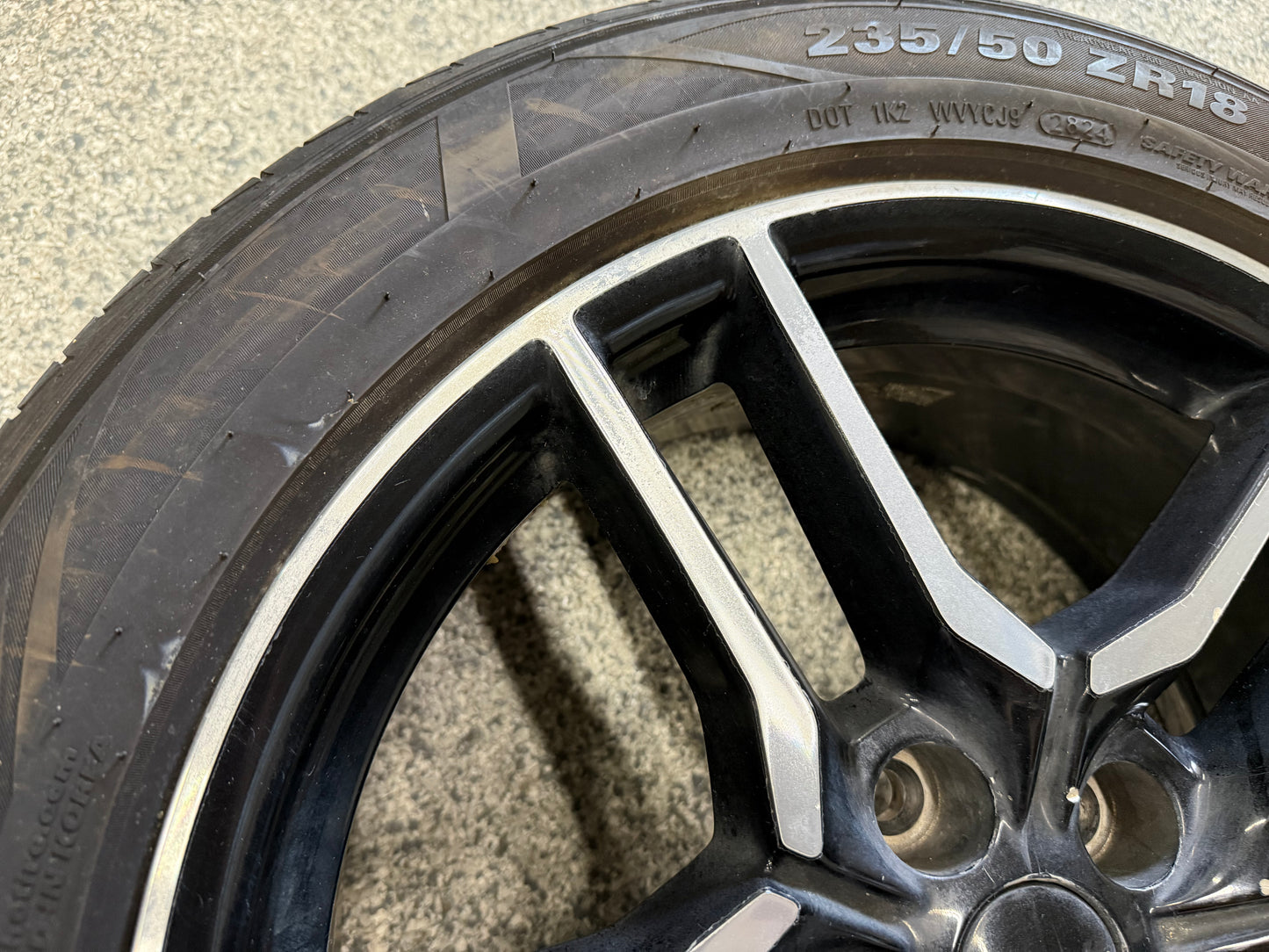 2018-2023 Ford Mustang GT 5.0 18x8" Wheel Rim Kumho Majesty 235/50/18