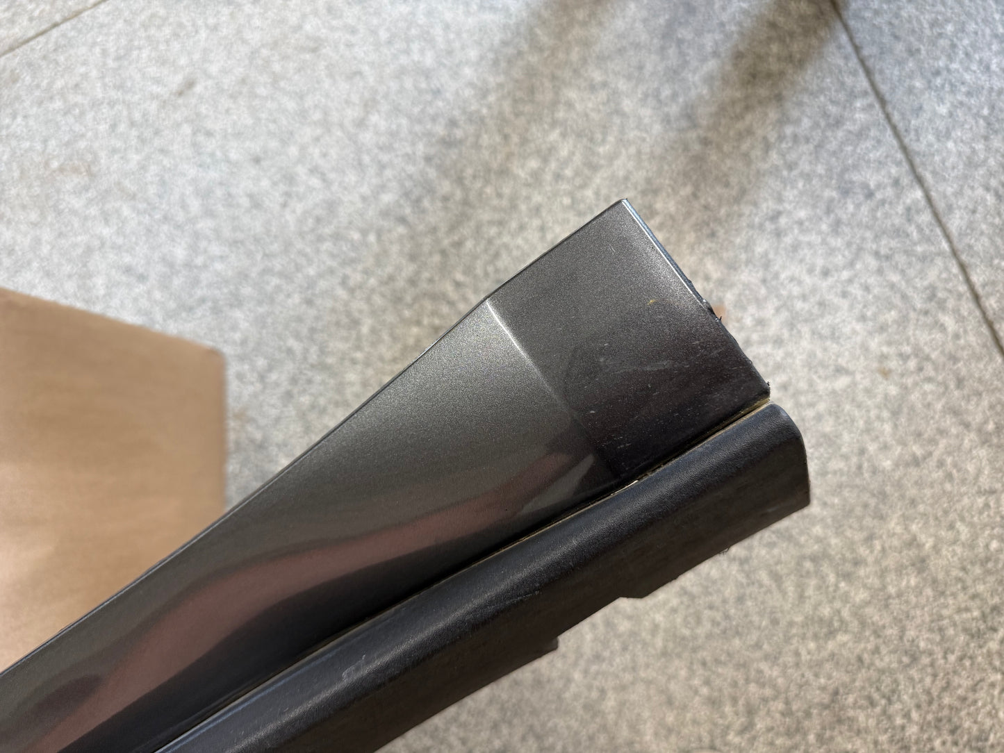 2015-2023 Ford Mustang GT V6 RH Passenger Side Skirt Molding "J7"