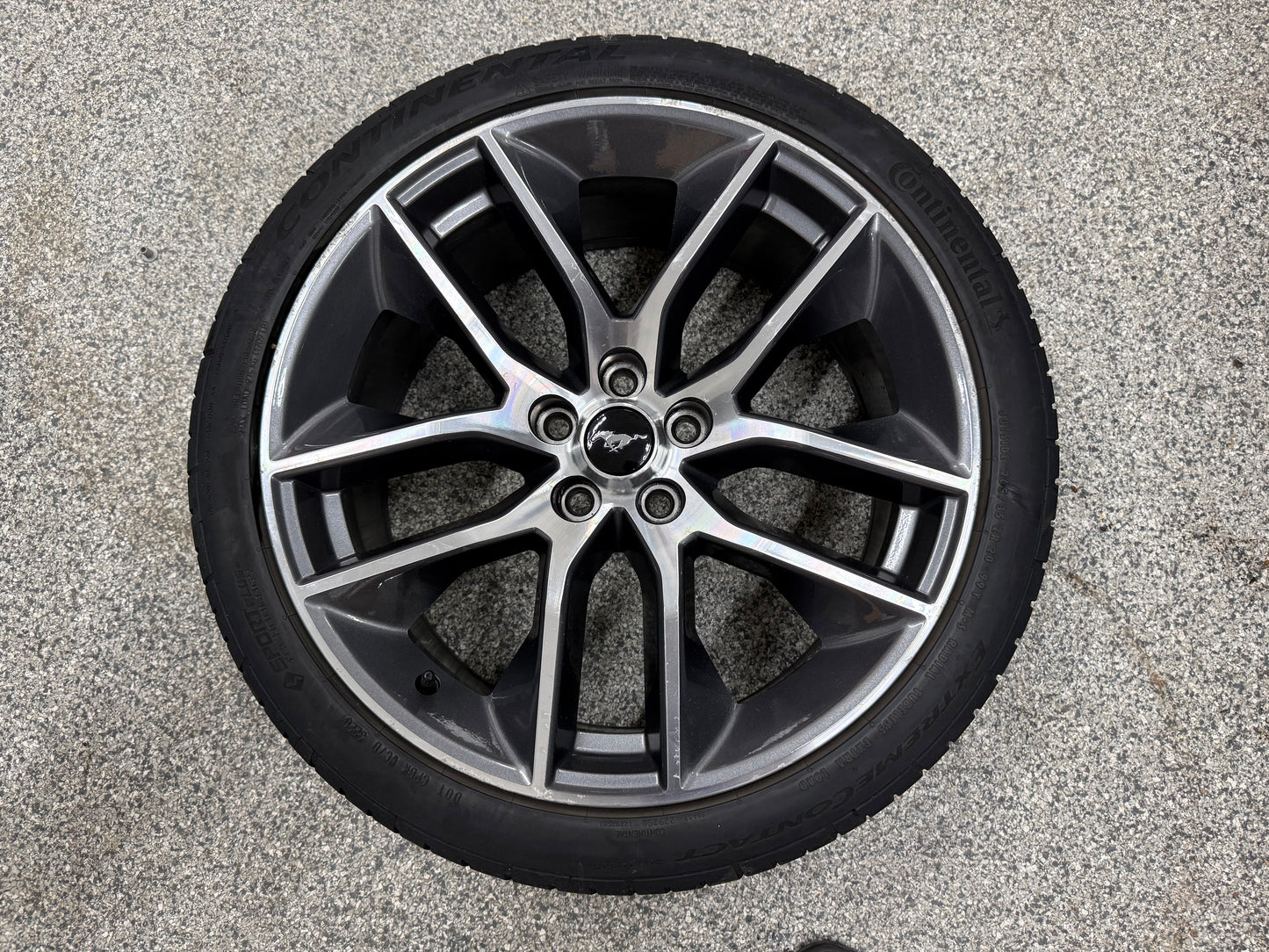 2015-2023 Ford Mustang GT Wheel Rim 20x9" Continental Extreme Contact 265/35/20