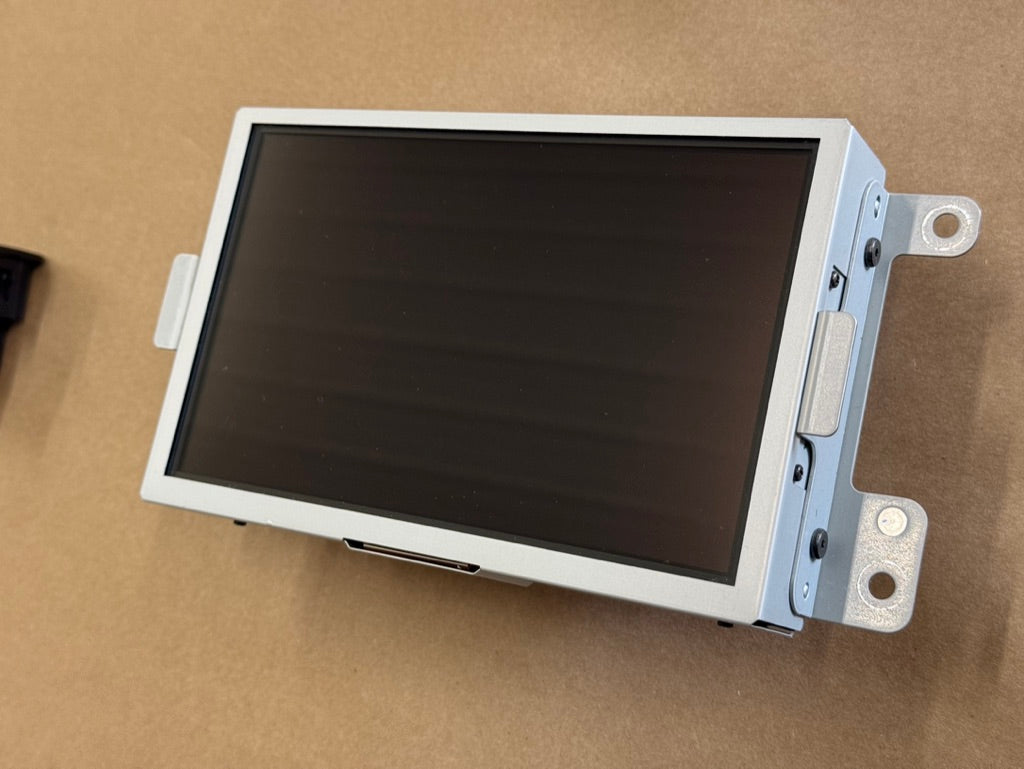 2022 Ford Mustang GT Touch Screen, Face Plate, Radio, Module USB Port