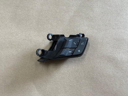 2015-2023 Ford Mustang GT RH Steering Wheel Button Sync Control