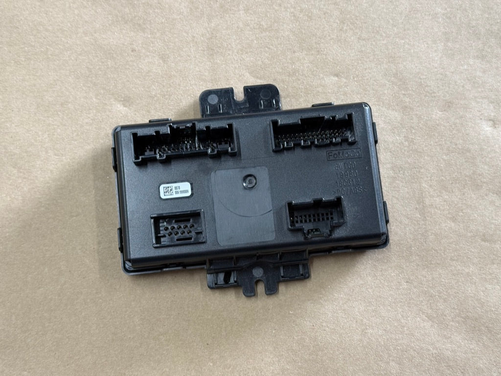 2024-2026 Mustang S650 Ford Temperature Climate Control Module "PR3T-18C612-BD"