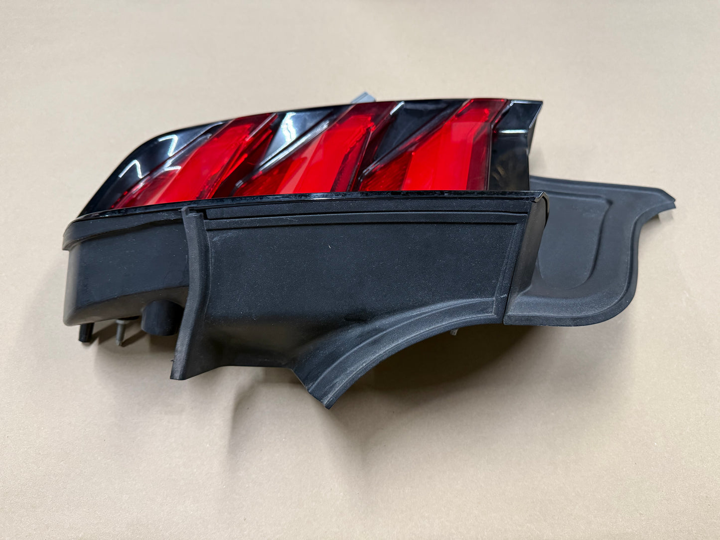 2018-2023 Ford Mustang GT V6 EcoBoost Tail Light RH Passenger Side LED