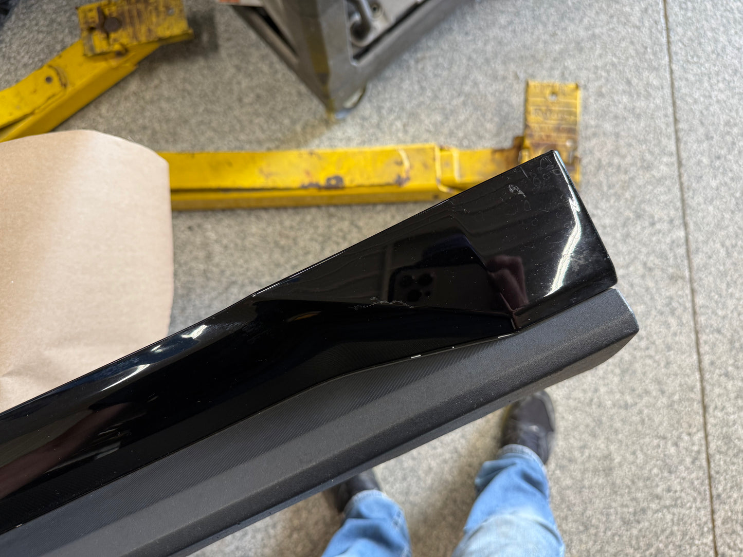 2024-2026 Ford Mustang GT RH Passenger Side Skirt Molding "G1"