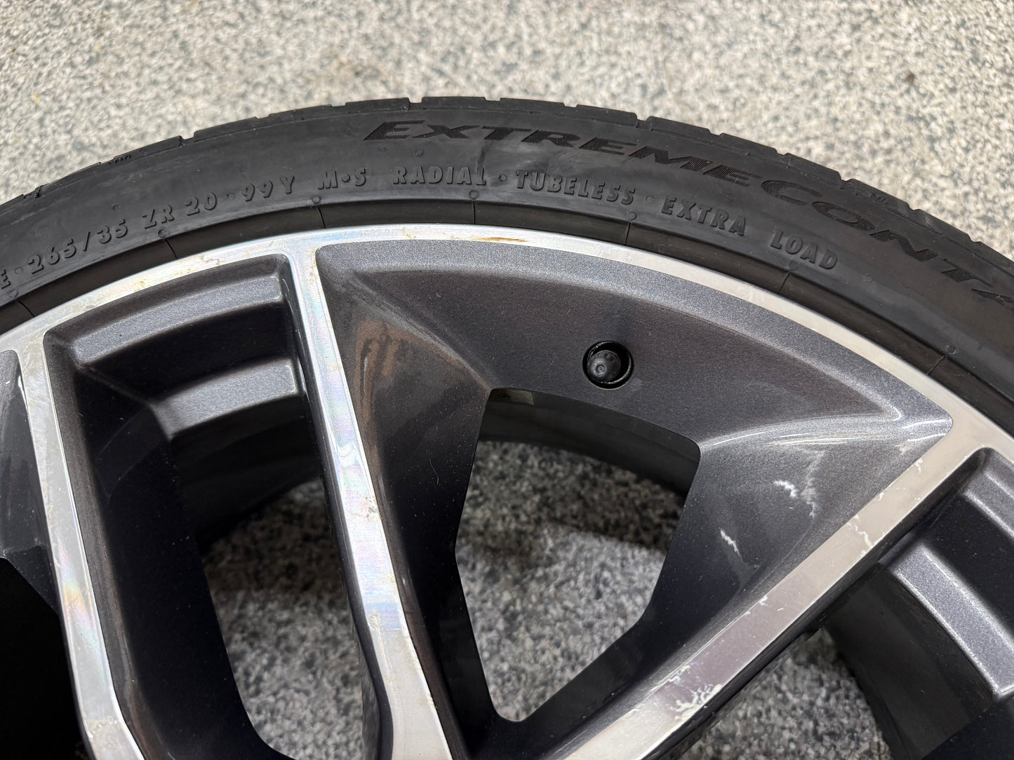 2015-2023 Ford Mustang GT Wheel Rim 20x9" Continental Extreme Contact 265/35/20