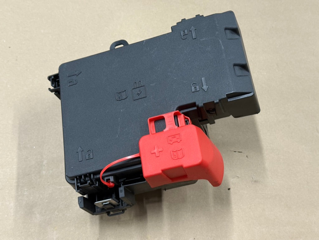 2024-2026 Ford Mustang GT Engine Bay Fuse Box Under Hood