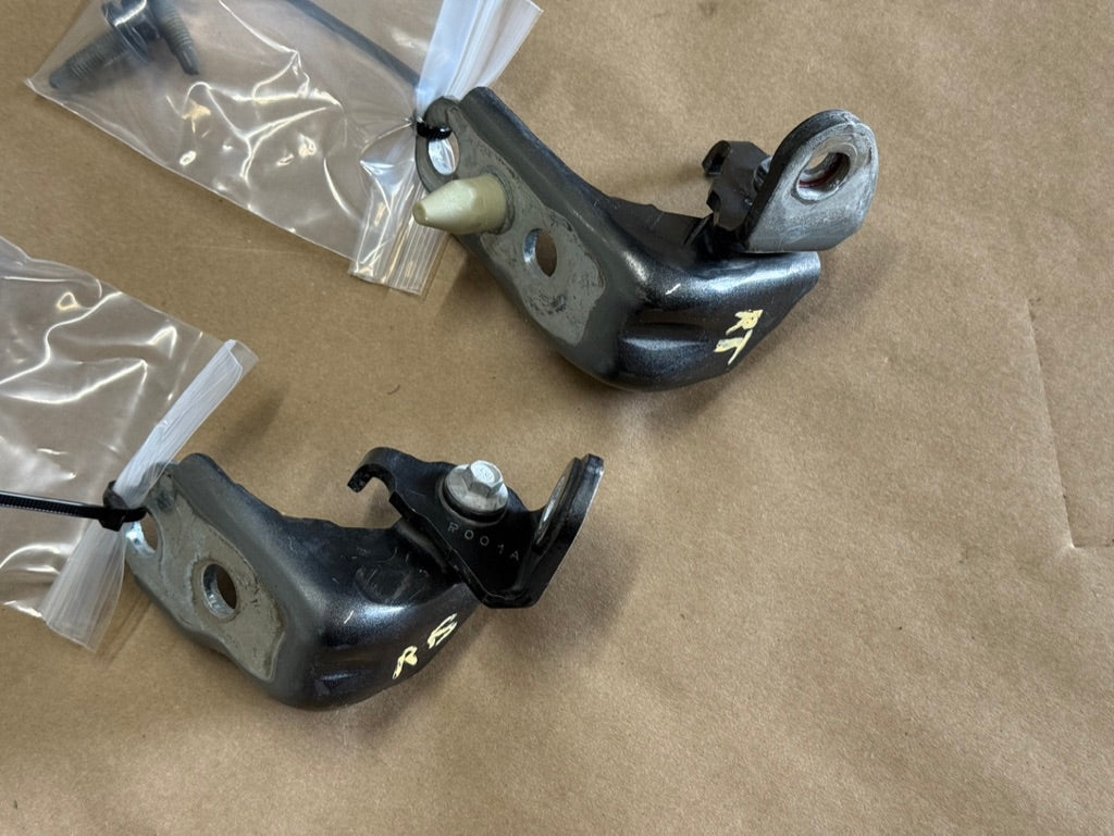 2015-2023 Ford Mustang GT GT500 GT350 Door Hinges RH Pass. Upper Lower "J7"