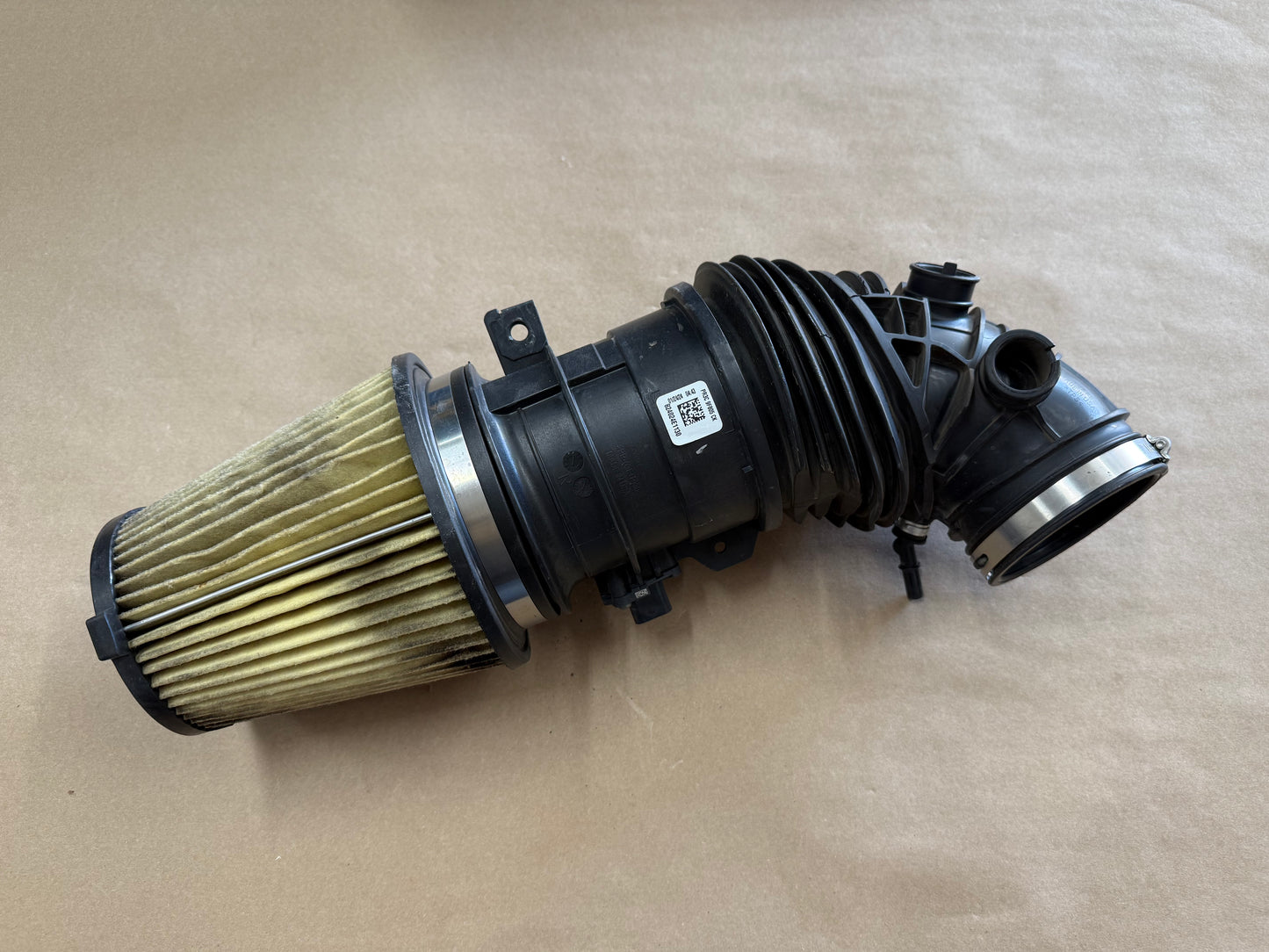 2024-2026 Ford Mustang GT Coyote OEM Cold Air Intake Elbow MAF Housing RH Pass.