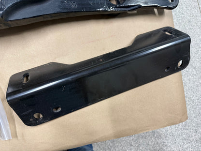2017-2022 Ford F-250 F-350 Super Duty 5th Wheel/Gooseneck Hitch Prep Package OEM