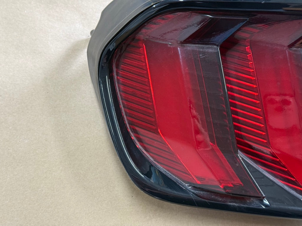 2018-2023 Ford Mustang GT350 GT V6 EcoBoost Tail Light LH Driver Side LED