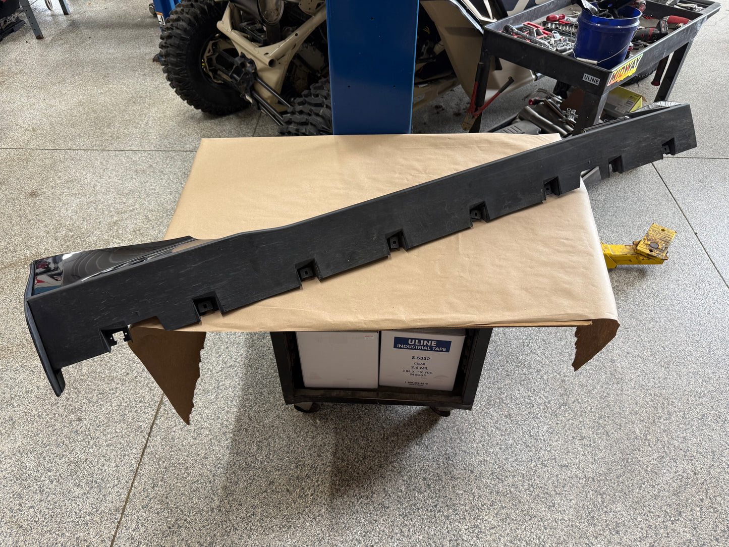 2024-2026 Ford Mustang GT RH Passenger Side Skirt Molding "Black"