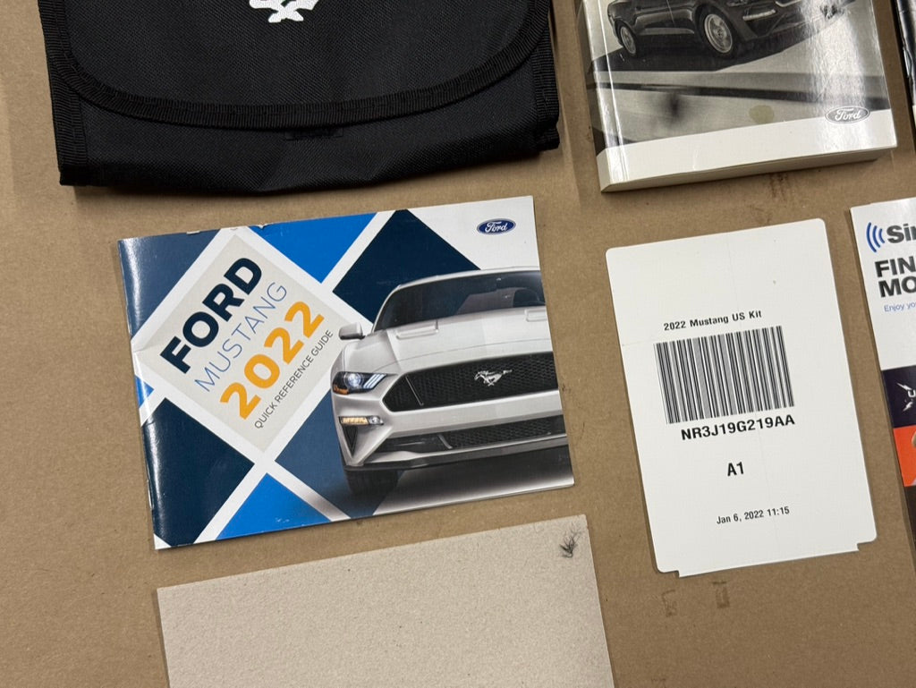 2022 Ford Mustang GT Owners Manual And Literature w/Cover