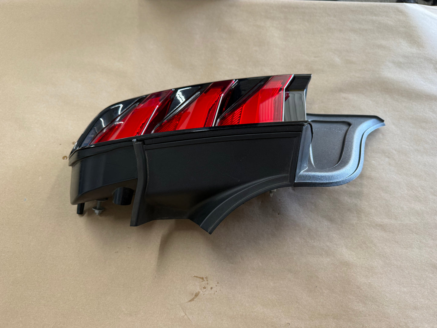 2018-2023 Ford Mustang GT V6 EcoBoost Tail Light RH Passenger Side LED