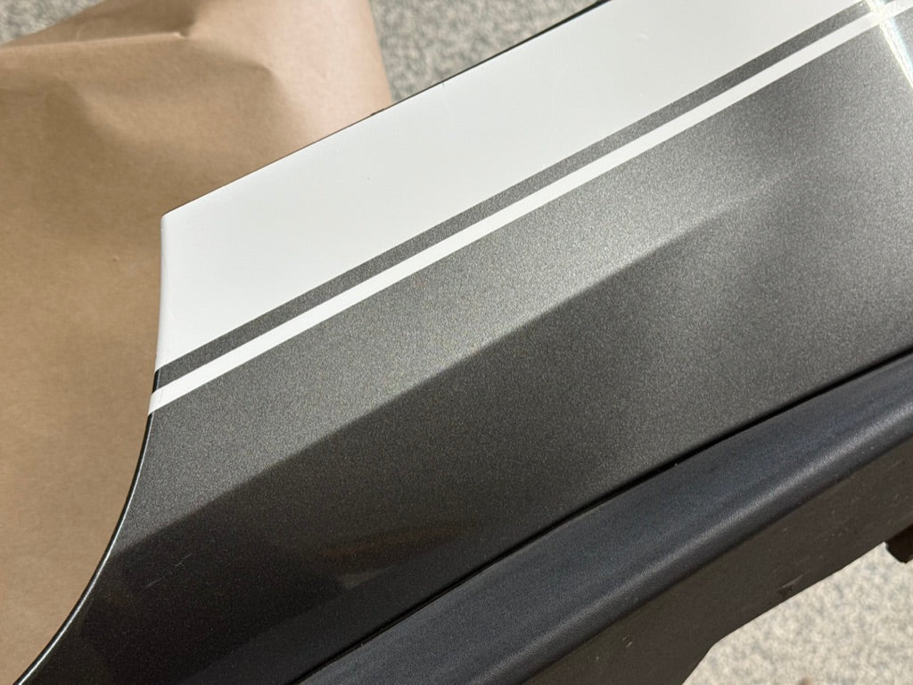 2015-2023 Ford Mustang GT V6 LH Side Skirt Molding Driver Side "J7"