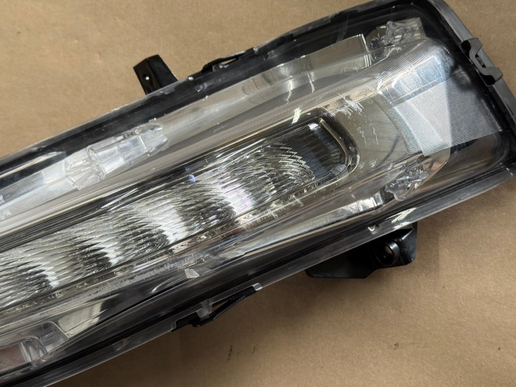 2018-2023 Mustang GT RH Passenger Side Turn Signal Light Fog Light LED
