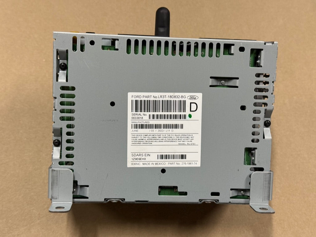 2022 Ford Mustang GT Touch Screen, Face Plate, Radio, Module USB Port