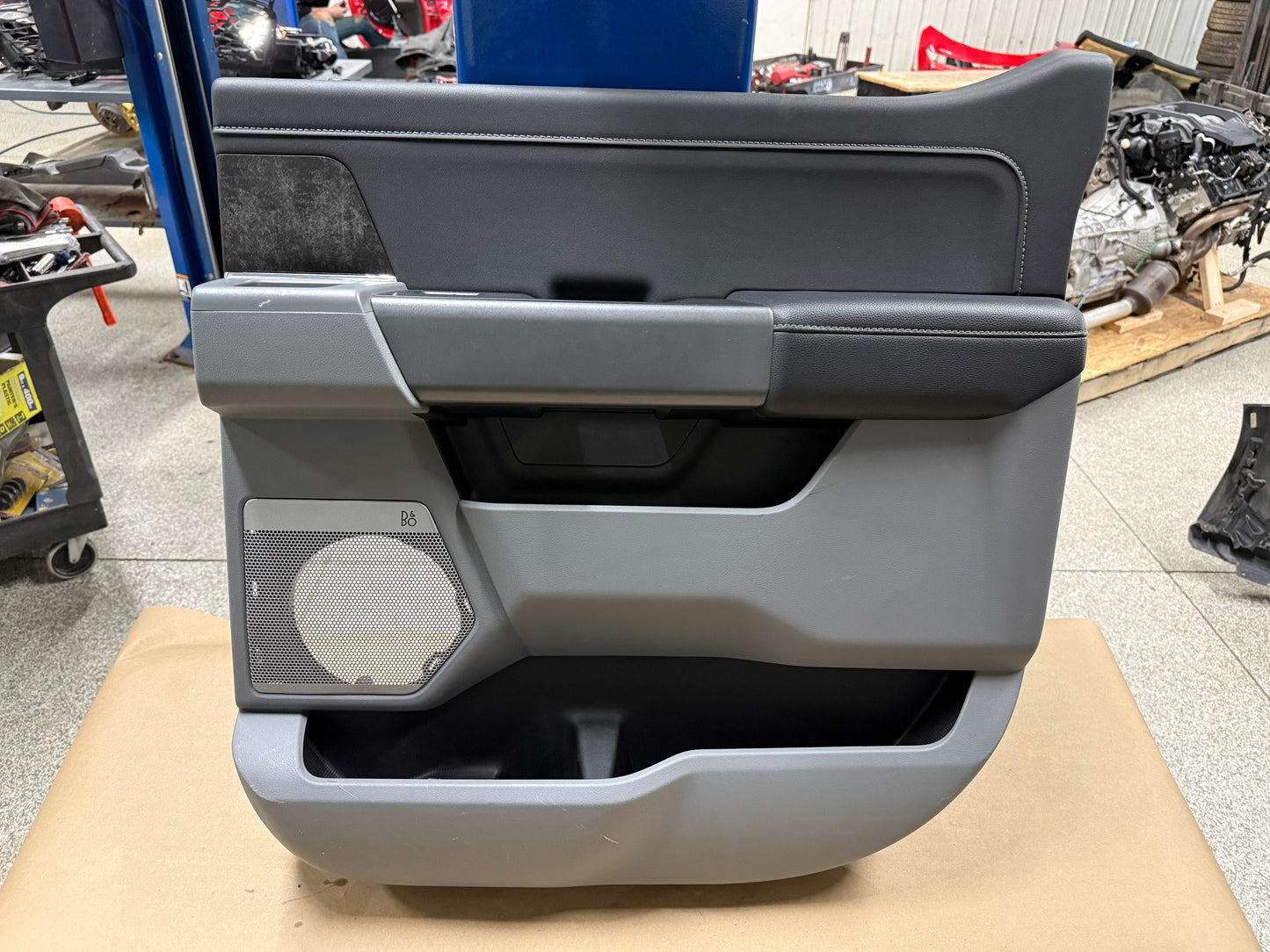 2023-2026 Ford F-250 F-350 Super Duty XLT Sport RH Passenger Rear Door Panel