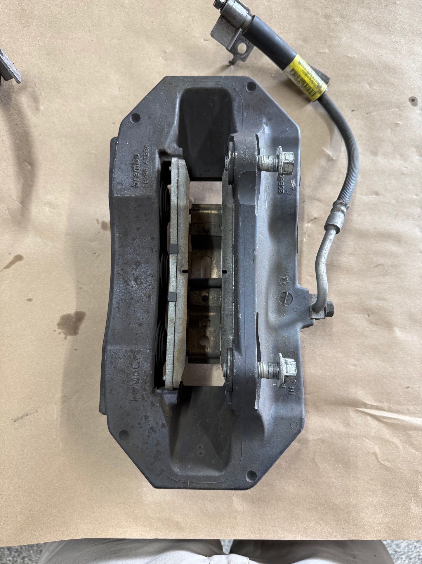 2015-2023 Ford Mustang GT Front 6 Piston BREMBO Brake Calipers Rotors 34k mi