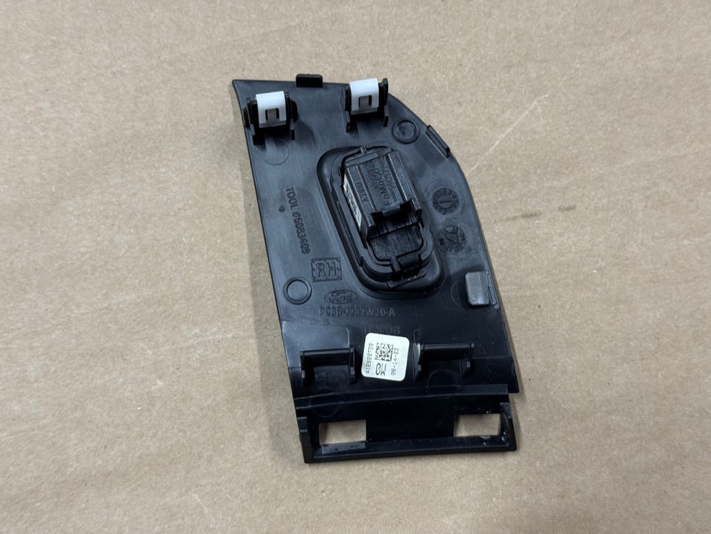 2021-2026 FORD F-250 F-350 RH PASSENGER SIDE FRONT DOOR LOCK SWITCH