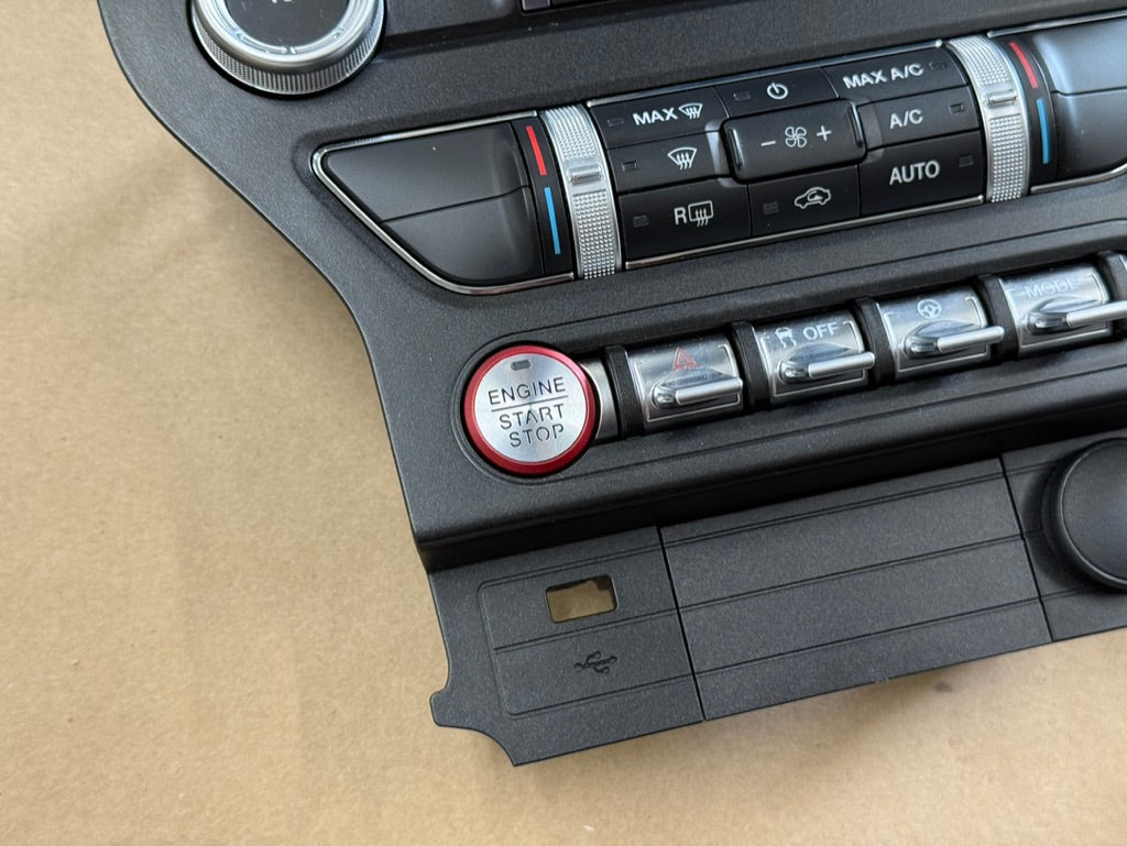 2022 Ford Mustang GT Touch Screen, Face Plate, Radio, Module USB Port