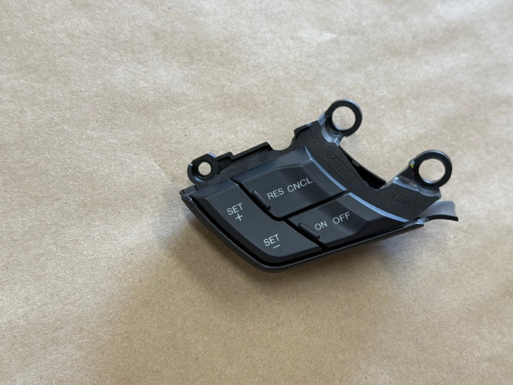 2015-2023 Ford Mustang GT LH Steering Wheel Button Cruise Control Steering