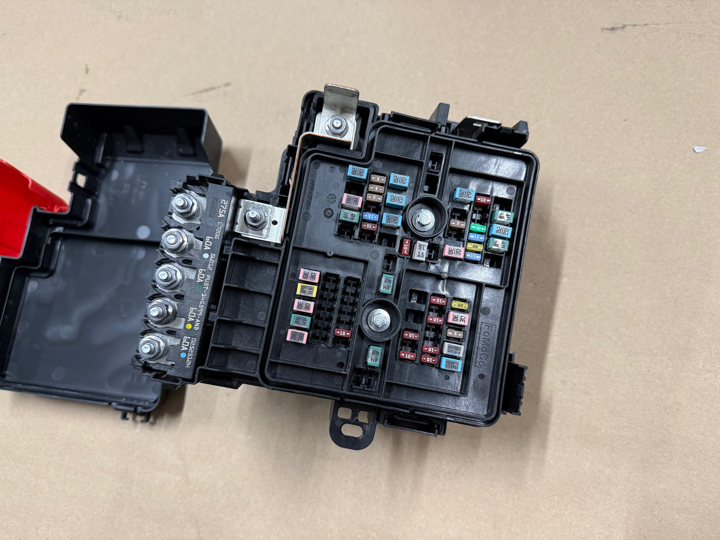 2024-2026 Ford Mustang GT Engine Bay Fuse Box Under Hood
