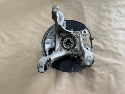 2015-2023 Ford Mustang 5.0 GT RH Passenger Side Rear Spindle Knuckle Hub