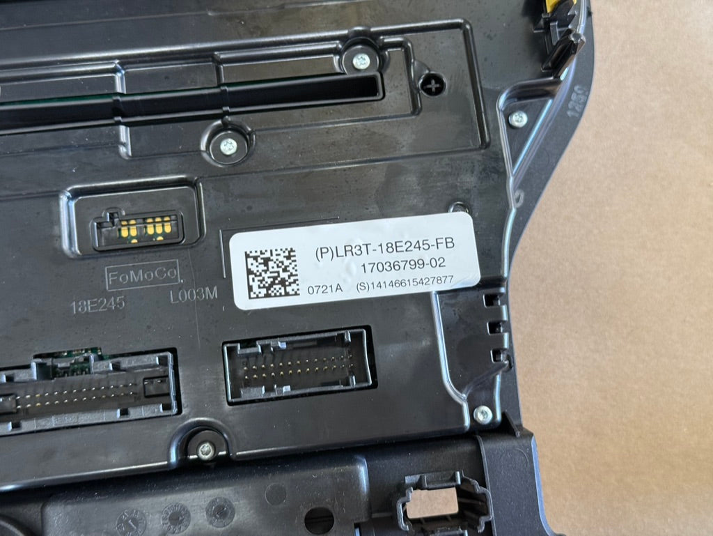 2021 Ford Mustang GT Touch Screen, Face Plate, Radio, Module USB Port