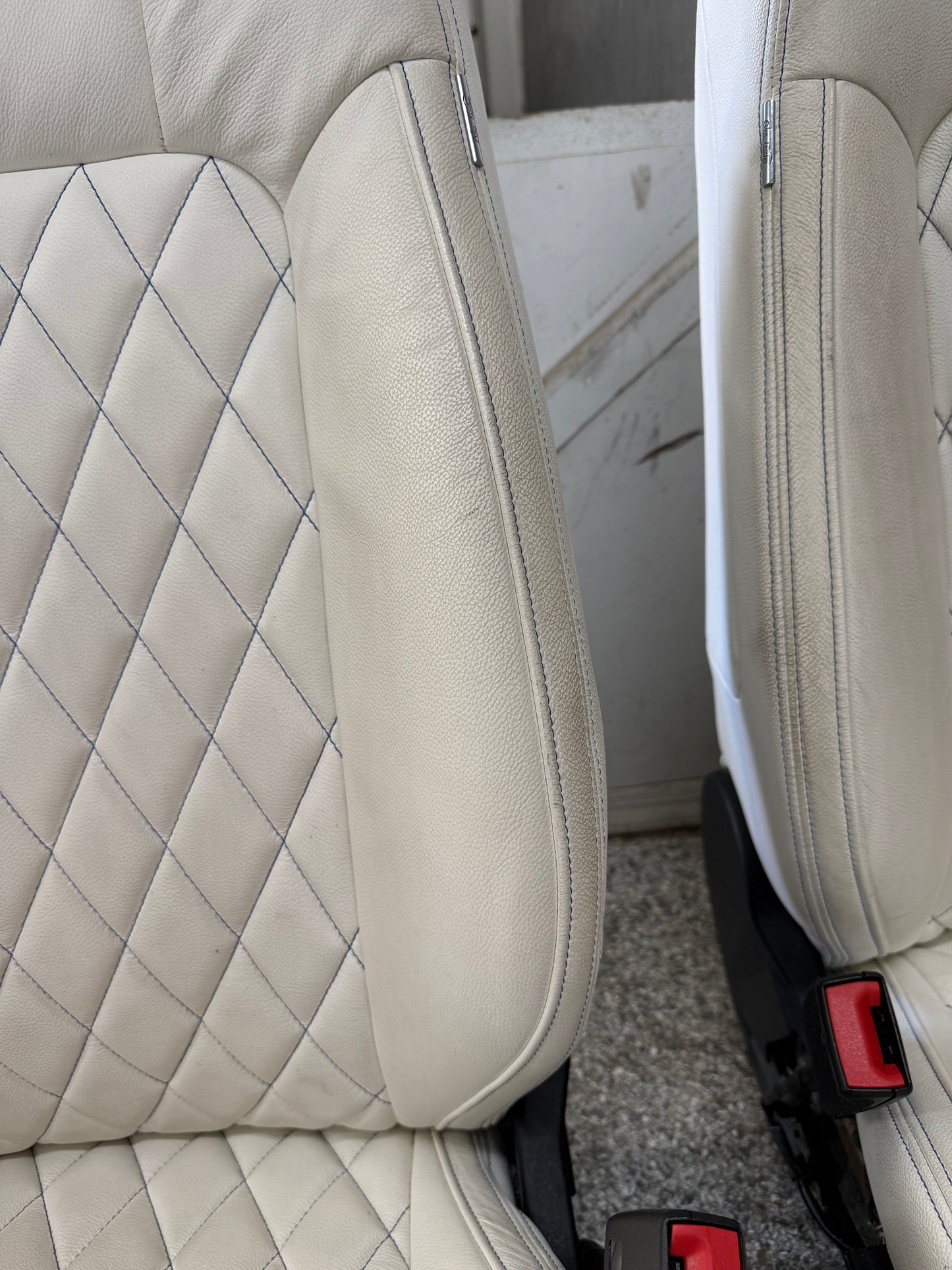 2018-2023 Ford Mustang GT White Aftermarket Leather Coupe Front Rear Power Seats