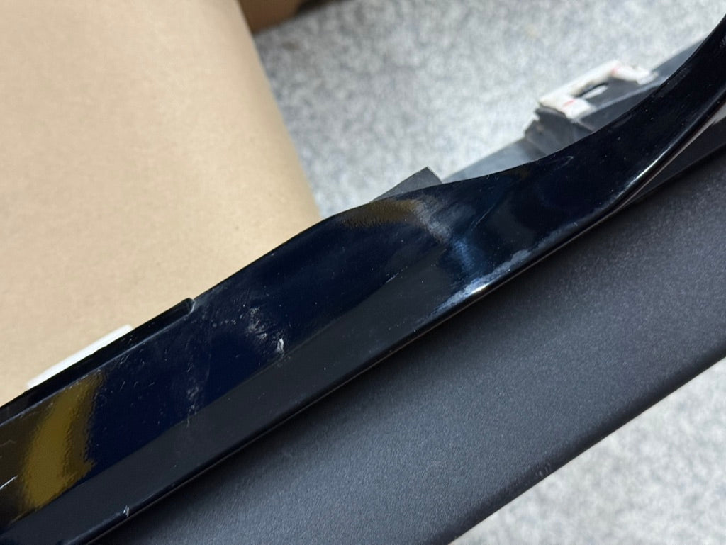 2015-2023 Mustang GT V6 LH Side Skirt Molding Driver Side "Black"