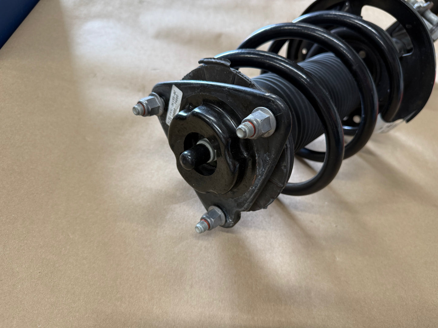 2024-2026 Ford Mustang GT Complete Front Strut Assembly 17k miles