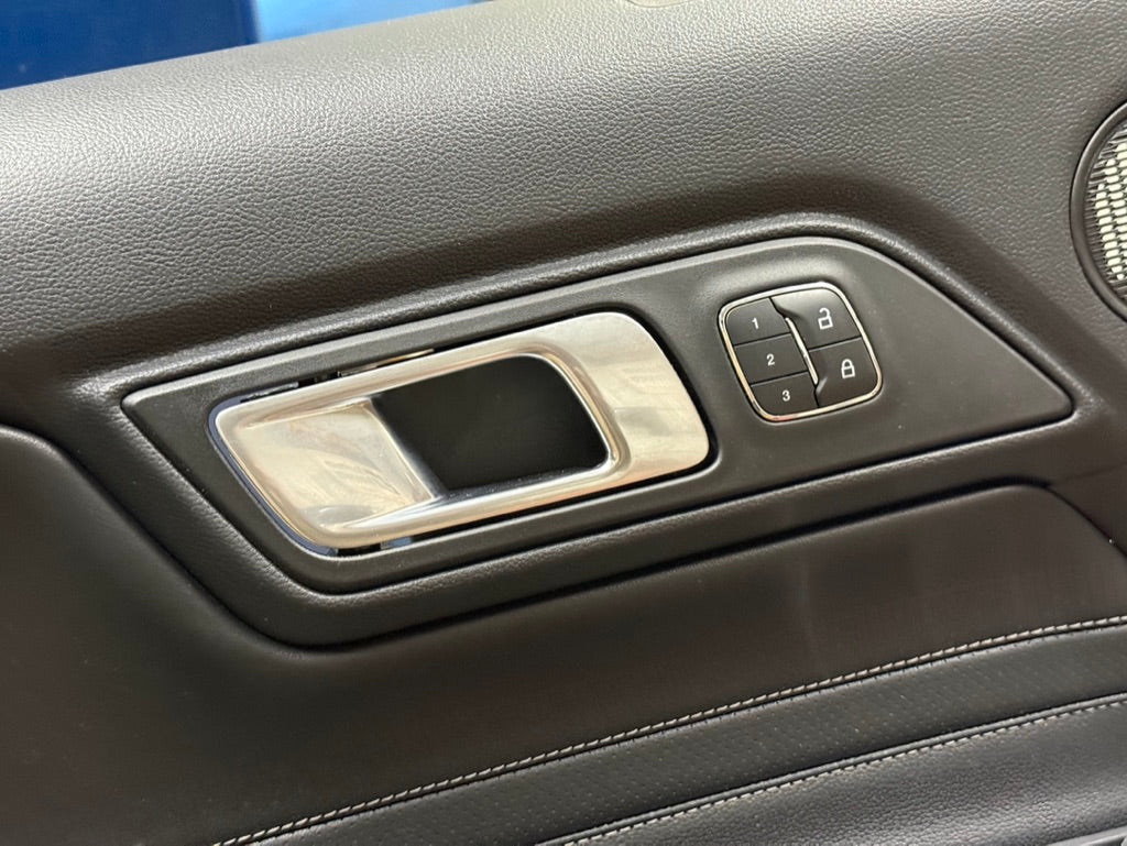 2018-2023 Ford Mustang GT LH Driver Leather Insert Door Panel Grey Stitching