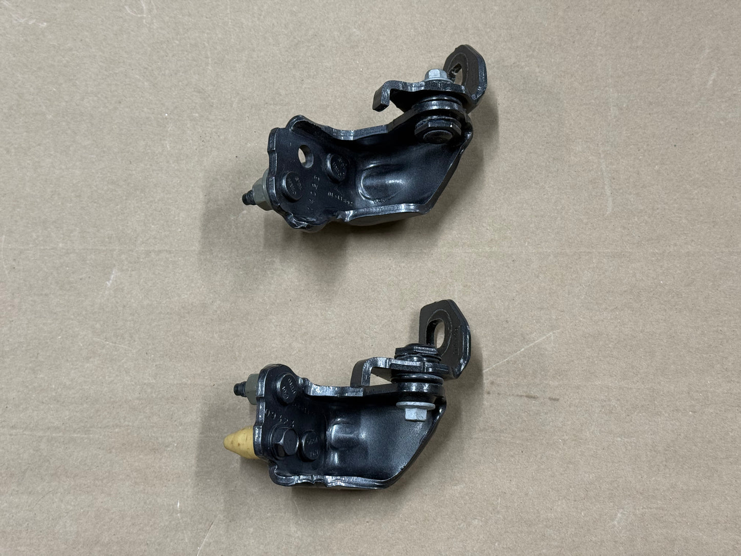 2023-2025 Ford F-250 F-350 Door Hinges LH Driver Rear Upper Lower "M7"