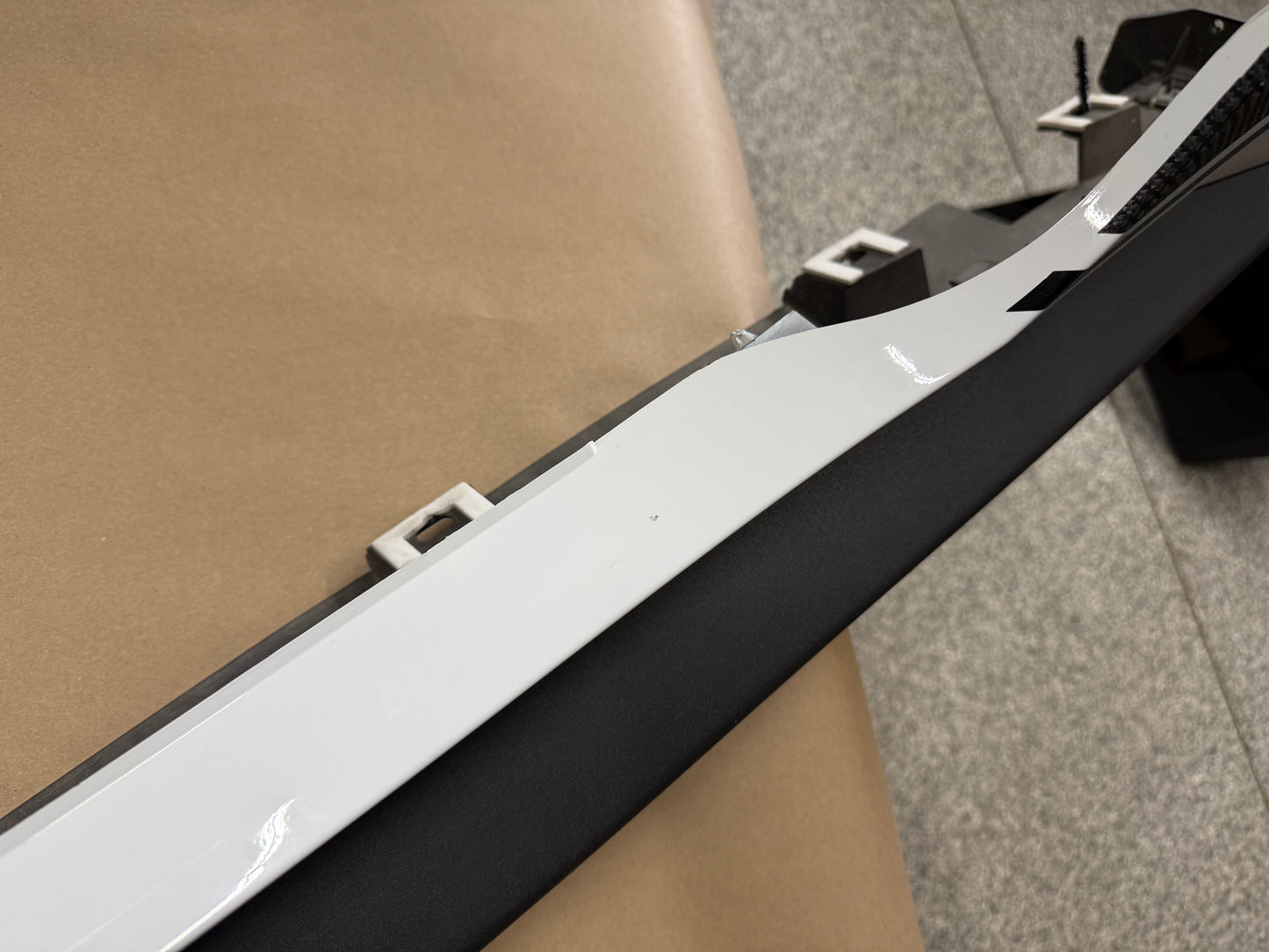 2015-2023 Mustang GT V6 LH Side Skirt Molding Driver Side "White"
