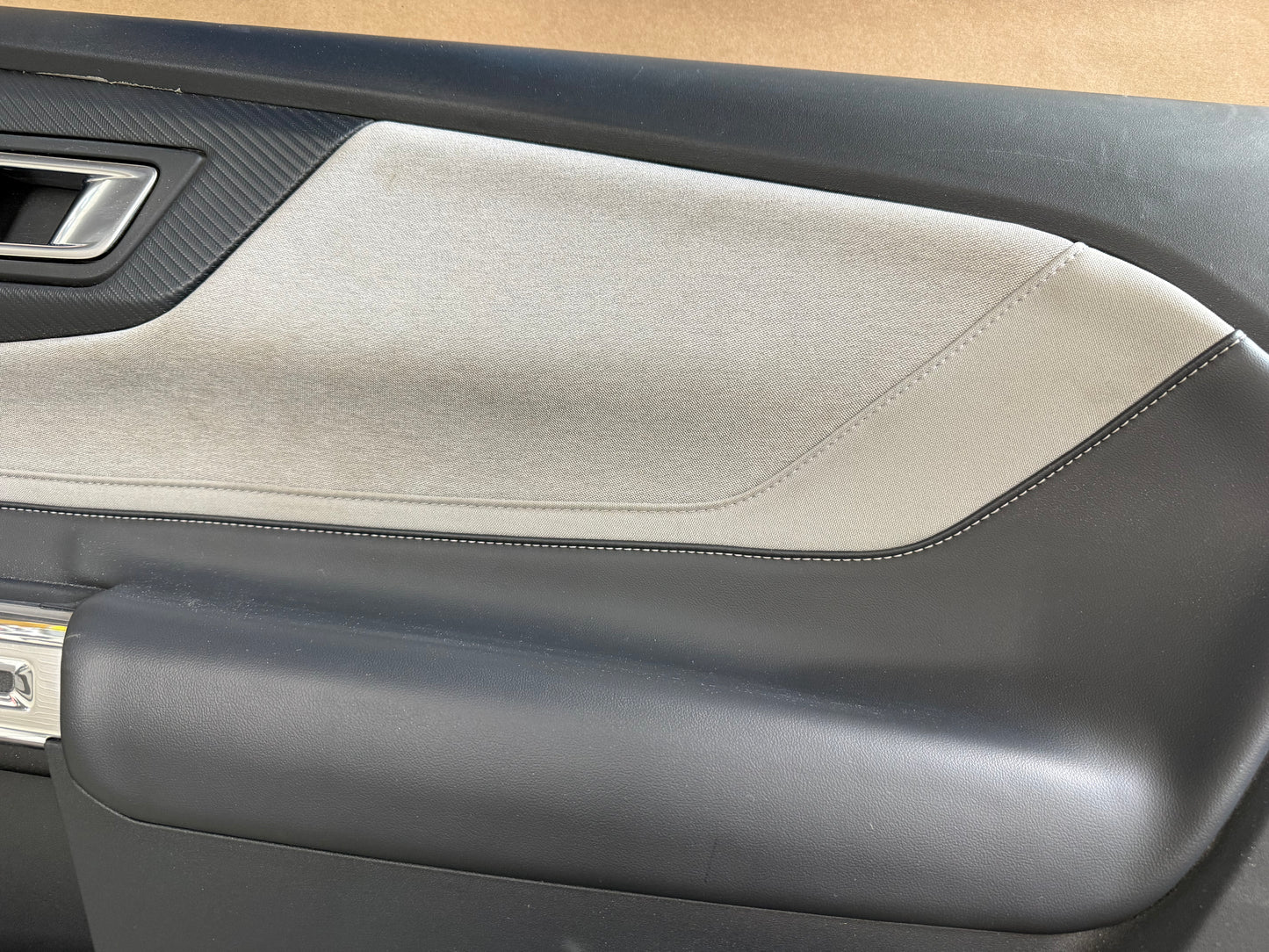 2024-2026 Ford Mustang GT EcoBoost RH Passenger Cloth Insert Door Panel